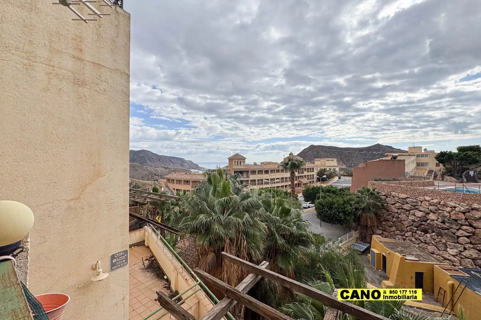 Vista exterior de Casa o chalet en venta en Vícar con Terraza