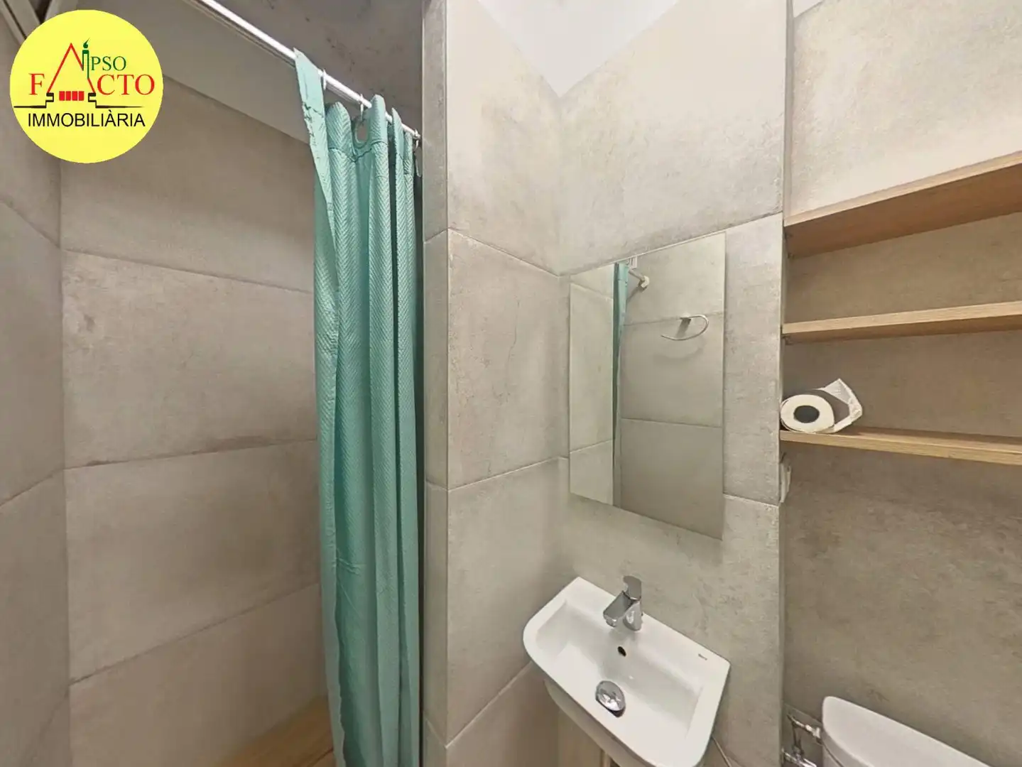 Baño de Piso en venta en Girona con Aire acondicionado, Calefacción y Parquet