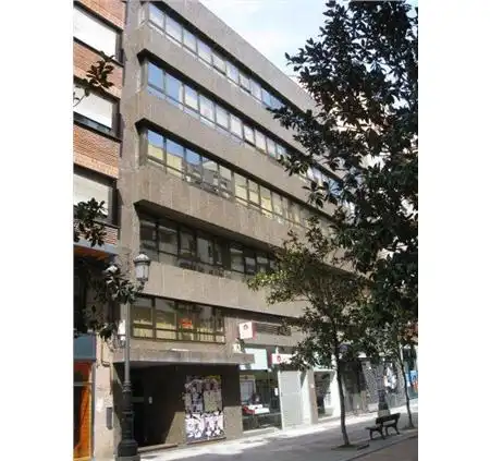 Vista exterior de Oficina de alquiler en Ponferrada con Aire acondicionado