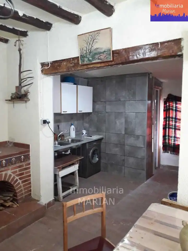 Kitchen of Country homes for sale in Fuentelcésped
