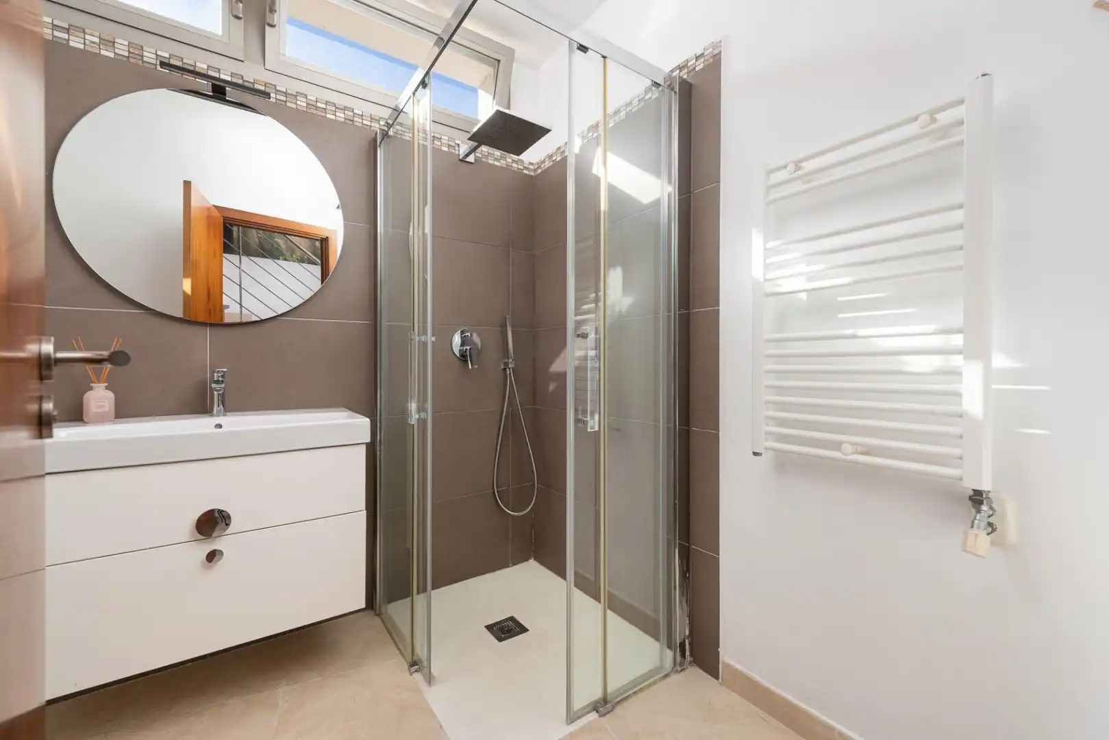 Bathroom of Houses for sale in Alcúdia  with Air Conditioner, Terrace and Furnished