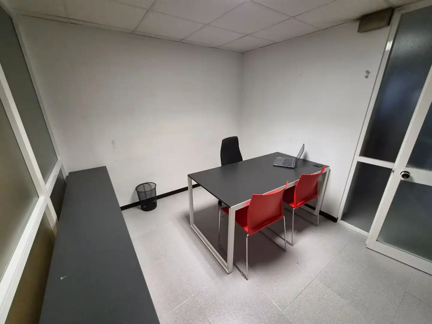 Office for rent in Ponent