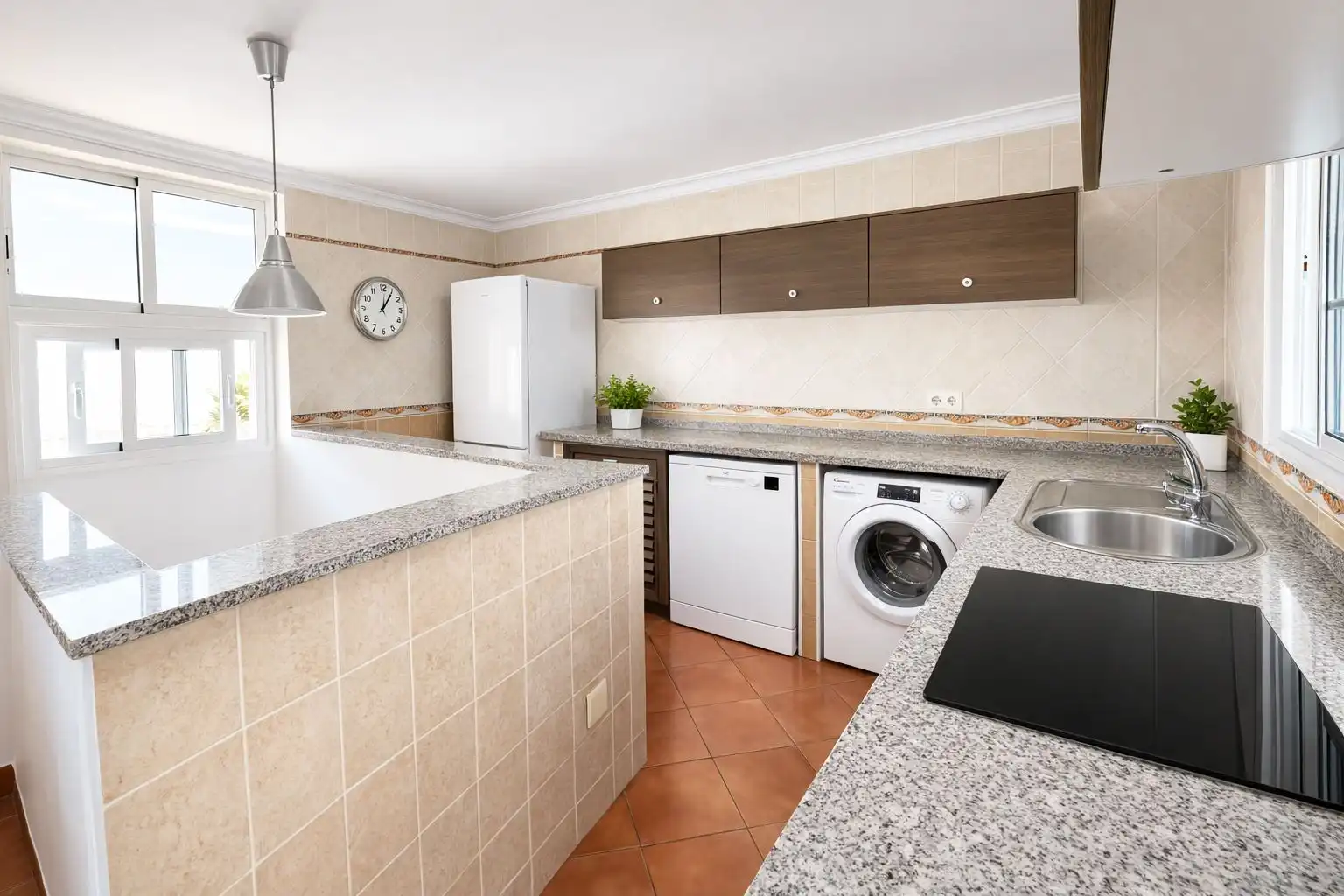 Küche von Maisonette zum Verkauf in Nerja mit Klimaanlage, Terrasse und Möbliert