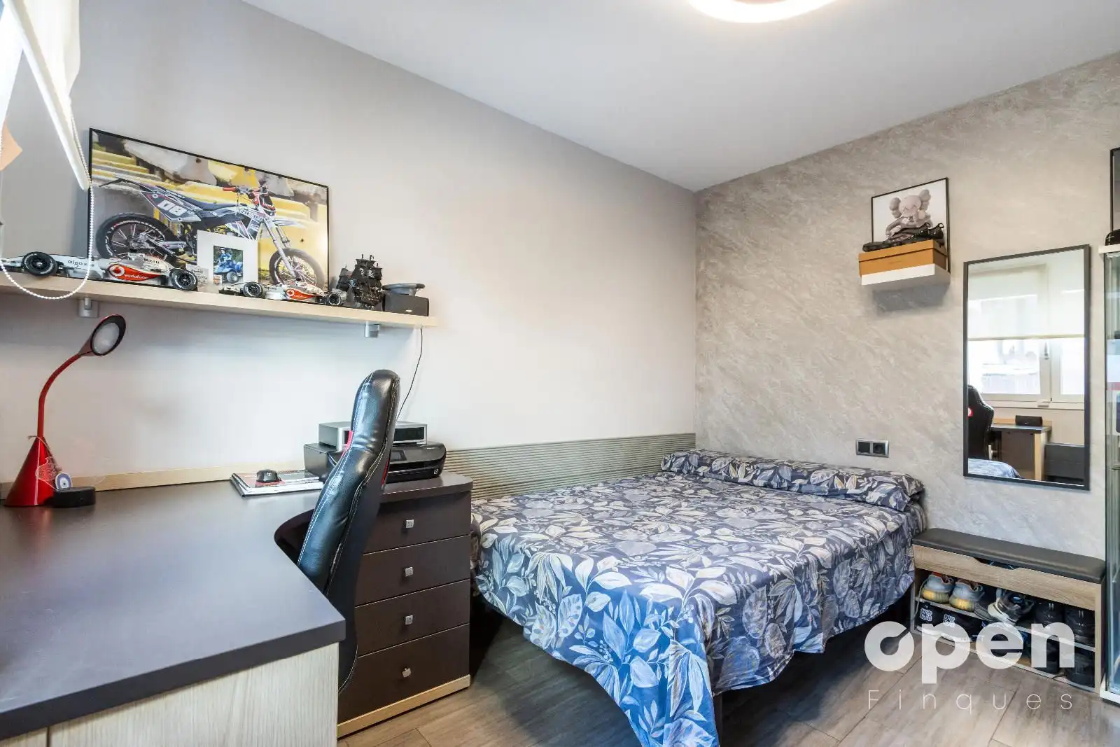 Schlafzimmer von Einfamilien-Reihenhaus zum Verkauf in Terrassa mit Klimaanlage, Heizung und Terrasse