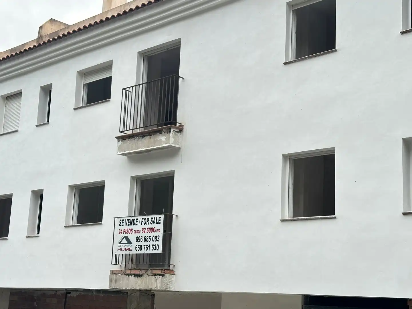 Außenansicht von Wohnung zum Verkauf in Otívar mit Terrasse