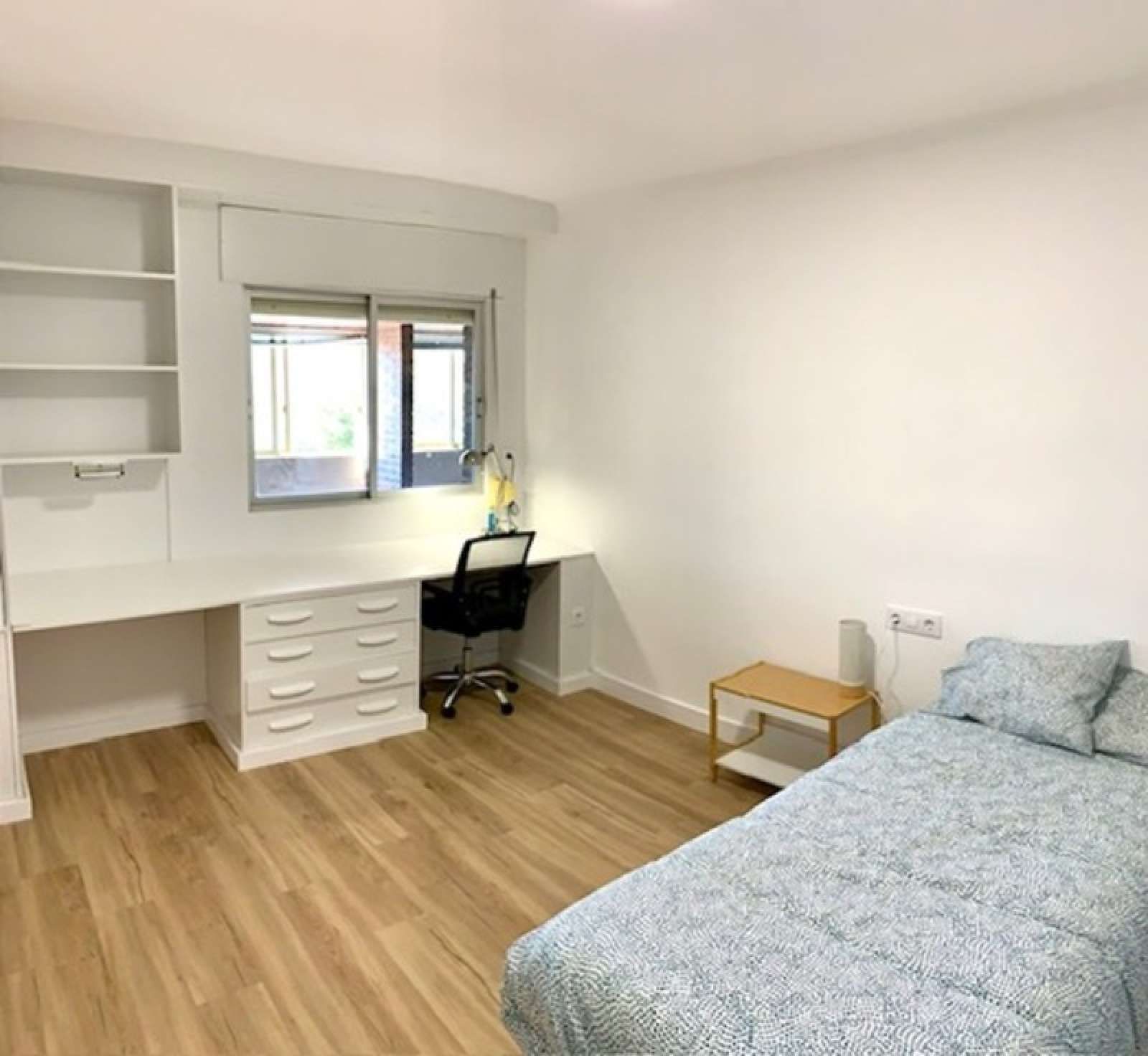 Flat to share in Casco Antiguo