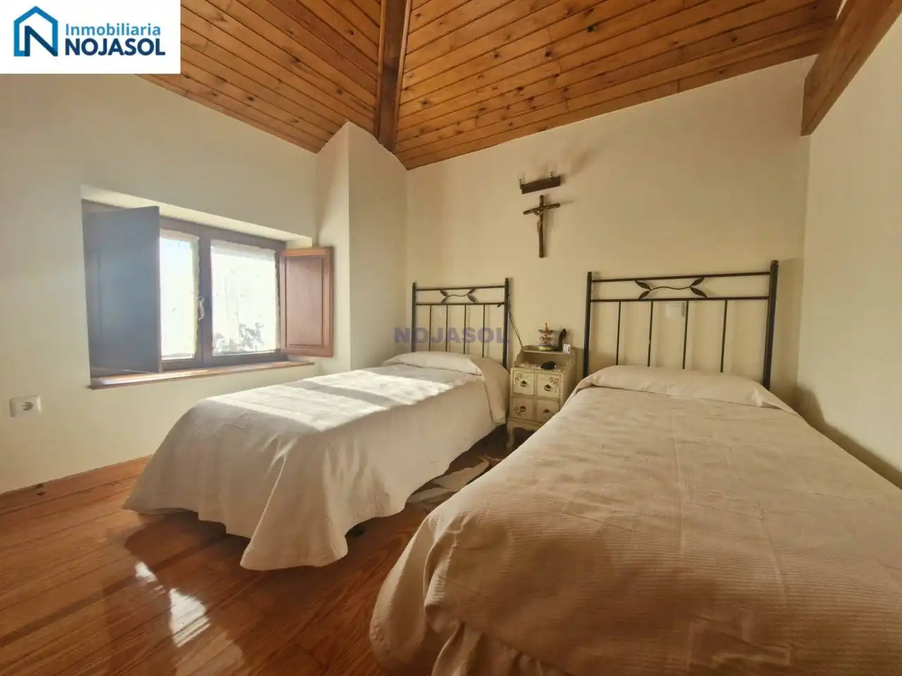 Terraced house with garden for sale in Calle HAZAS DE CESTO, imagen 44