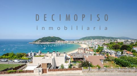 Vivienda tipo dúplex con 250,00 m² y privilegiadas vistas panorámicas sobre la Bahía de La Concha.