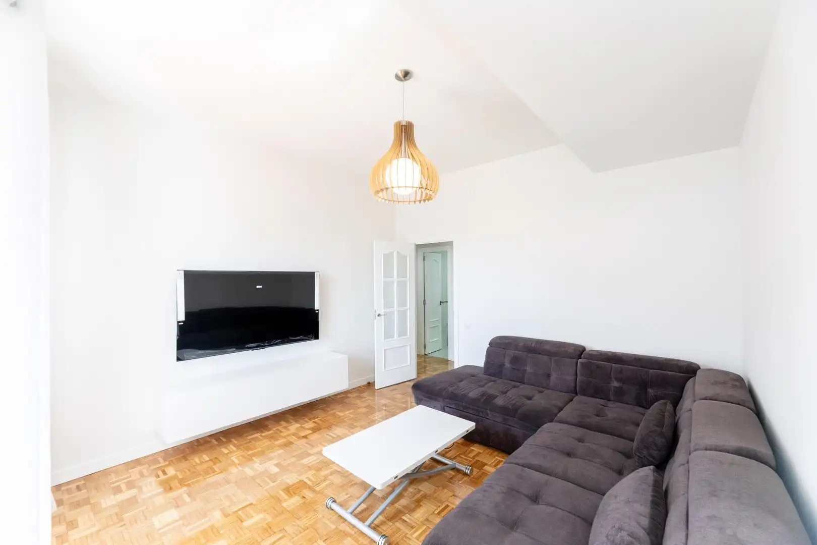 Wohnzimmer von Dachboden zur Miete in Madrid mit Klimaanlage, Heizung und Parkett