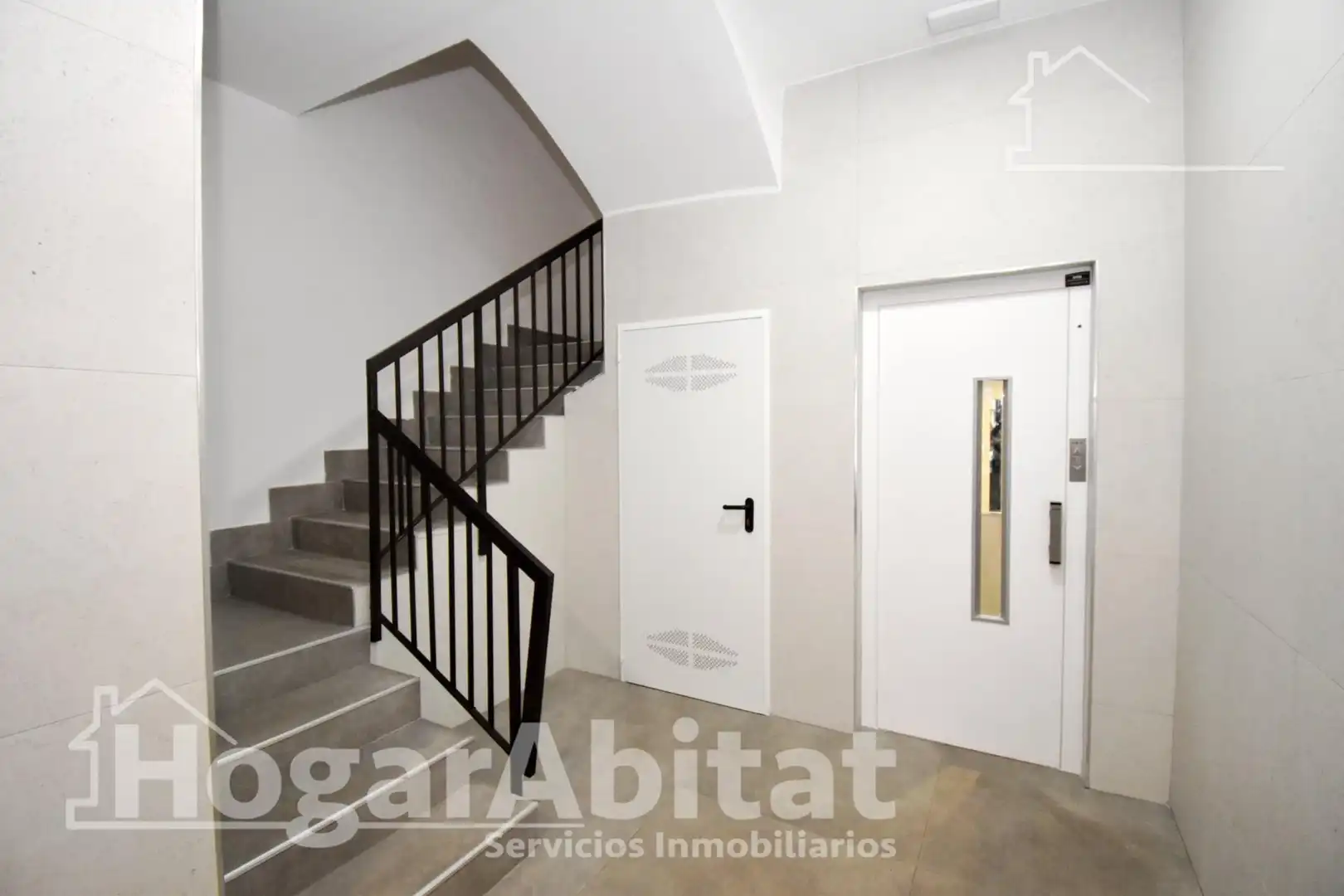 Piso en venta en Vila-real con Amueblado y Balcón