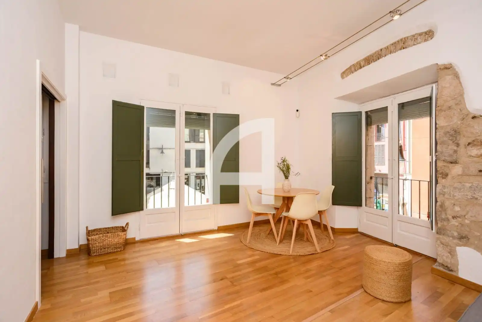 Study for rent in Pou Rodo, Centre - Barri Vell