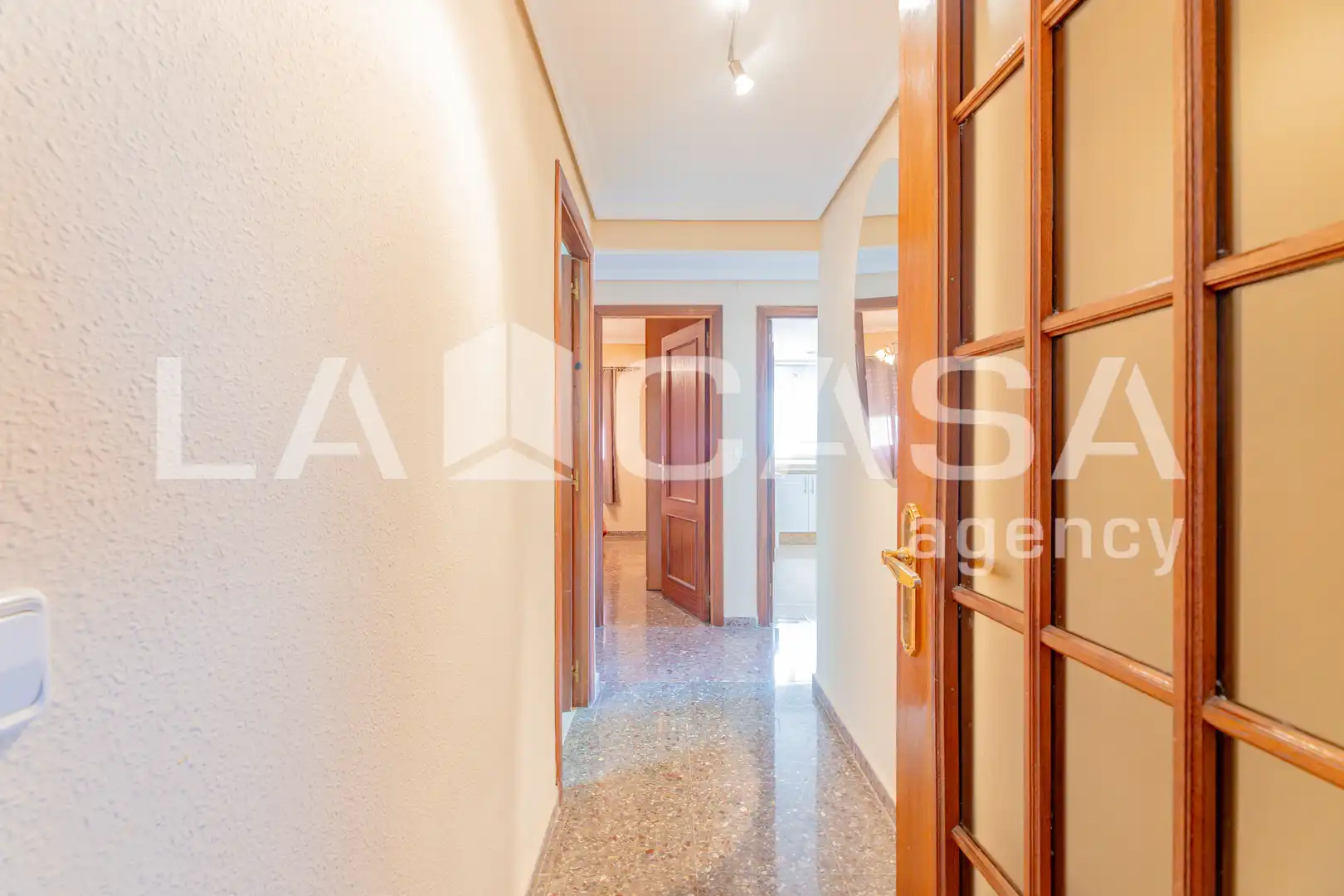 Piso en venta en Valencia con Balcón