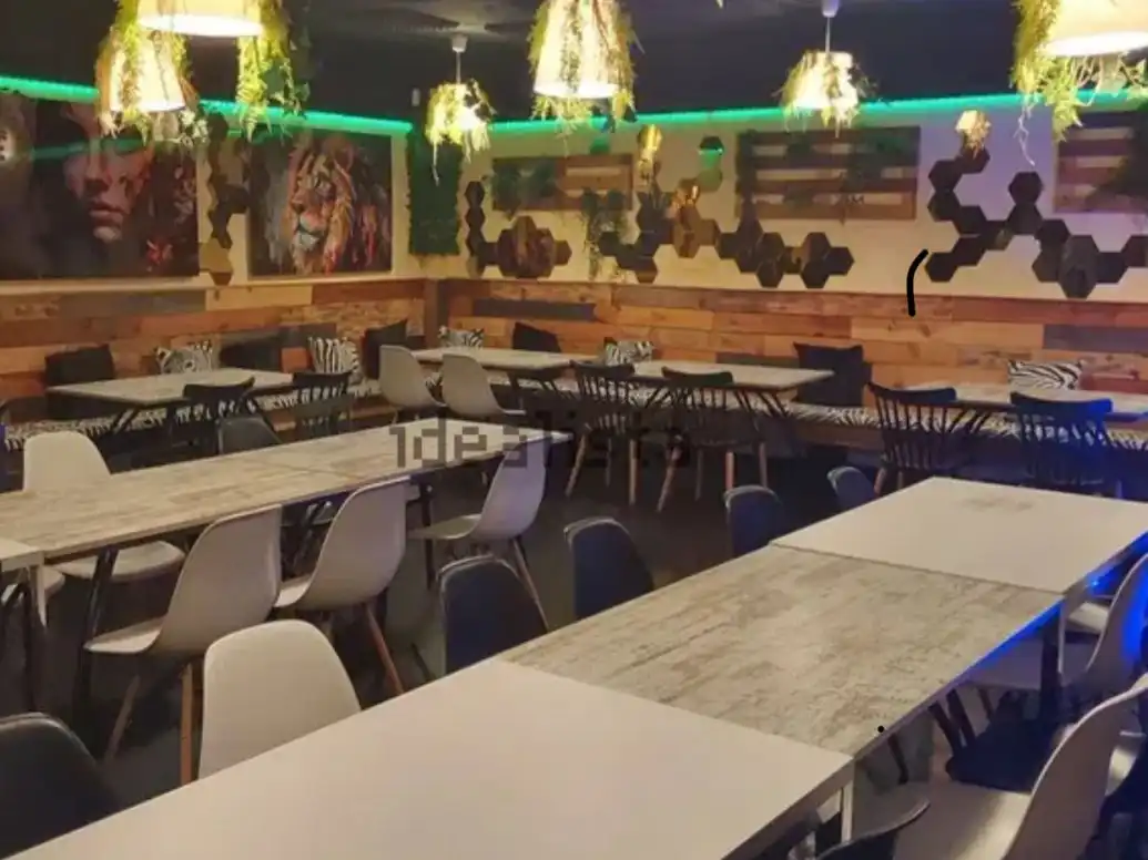 Local comercial en traspaso en Rocafort 121, imagen 2
