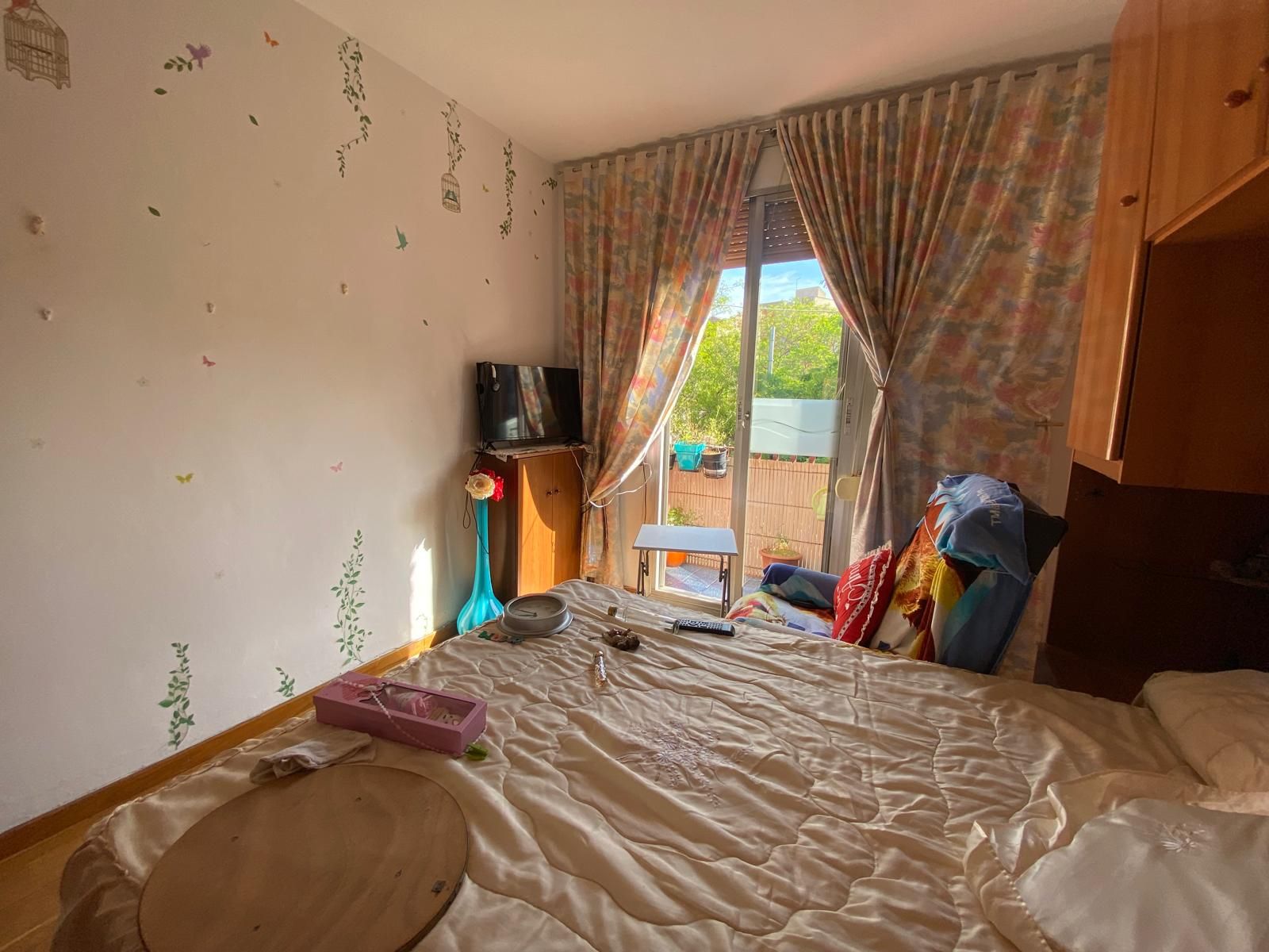 Bedroom of Flat for sale in L'Hospitalet de Llobregat  with Terrace and Balcony