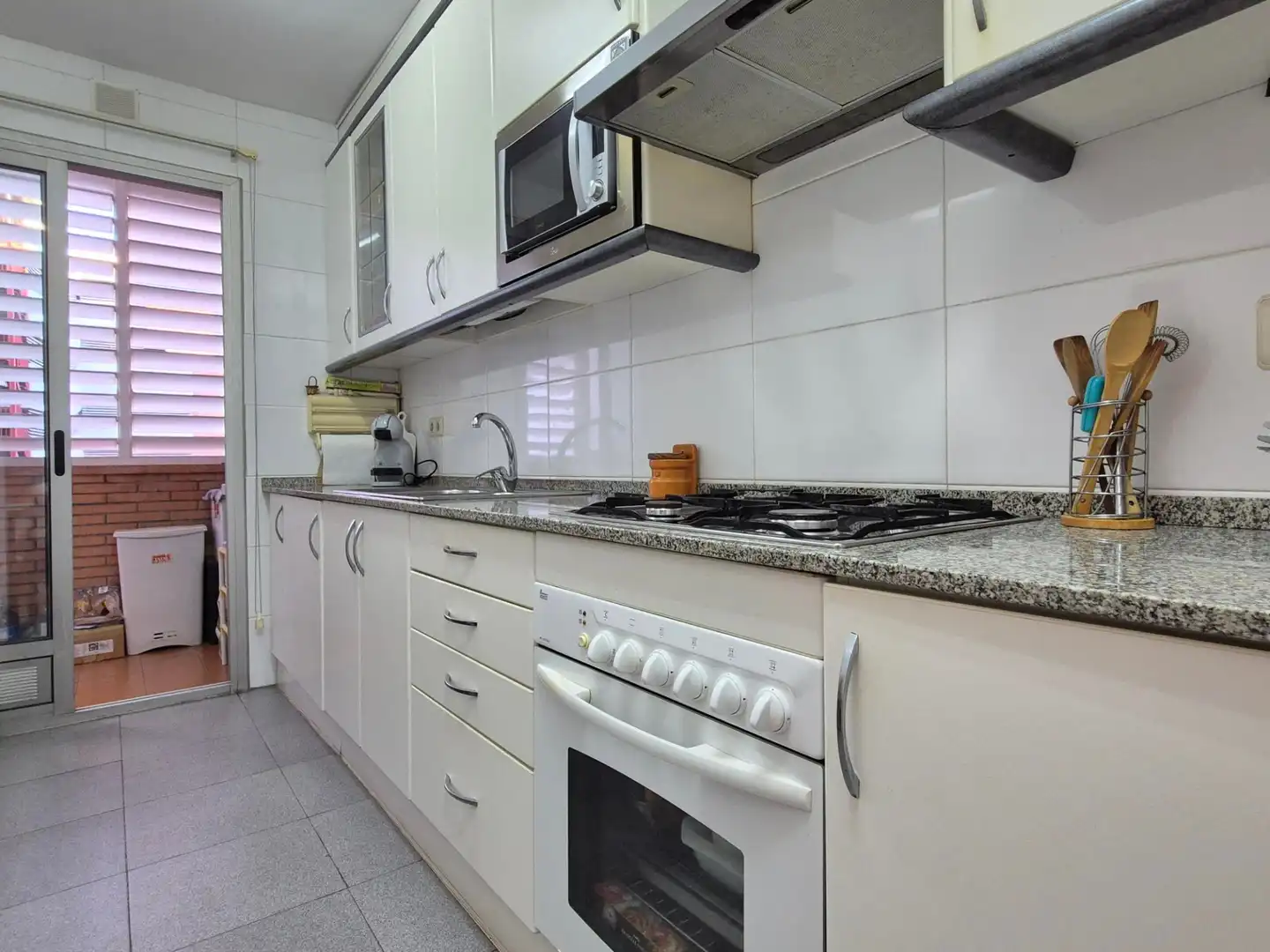 Cuina de Dúplex en venda en Barcelona amb Aire condicionat, Calefacció i Terrassa
