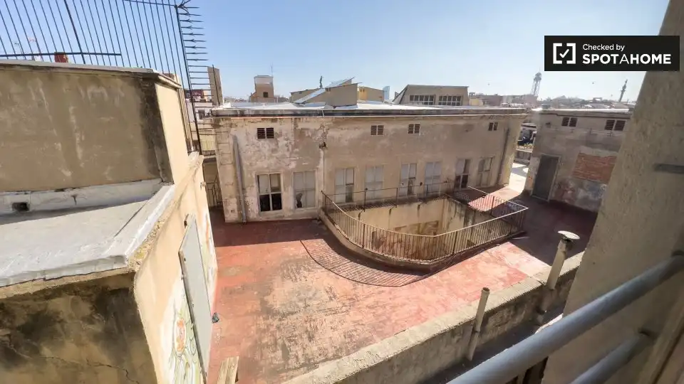 Flat with terrace to rent in Ciutat Vella, imagen 12