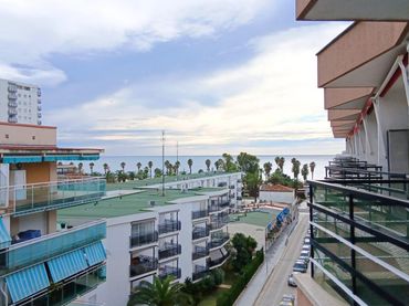 Ático con balcón en venta en Platja de Llevant