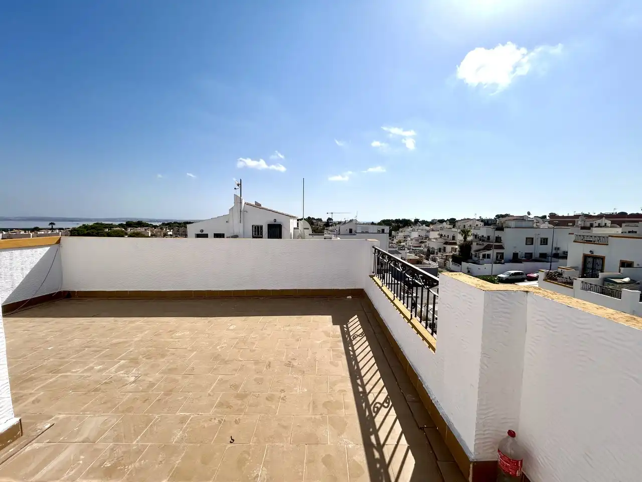 Casa aparellada amb terrassa en venda a Orihuela Costa, imagen 20