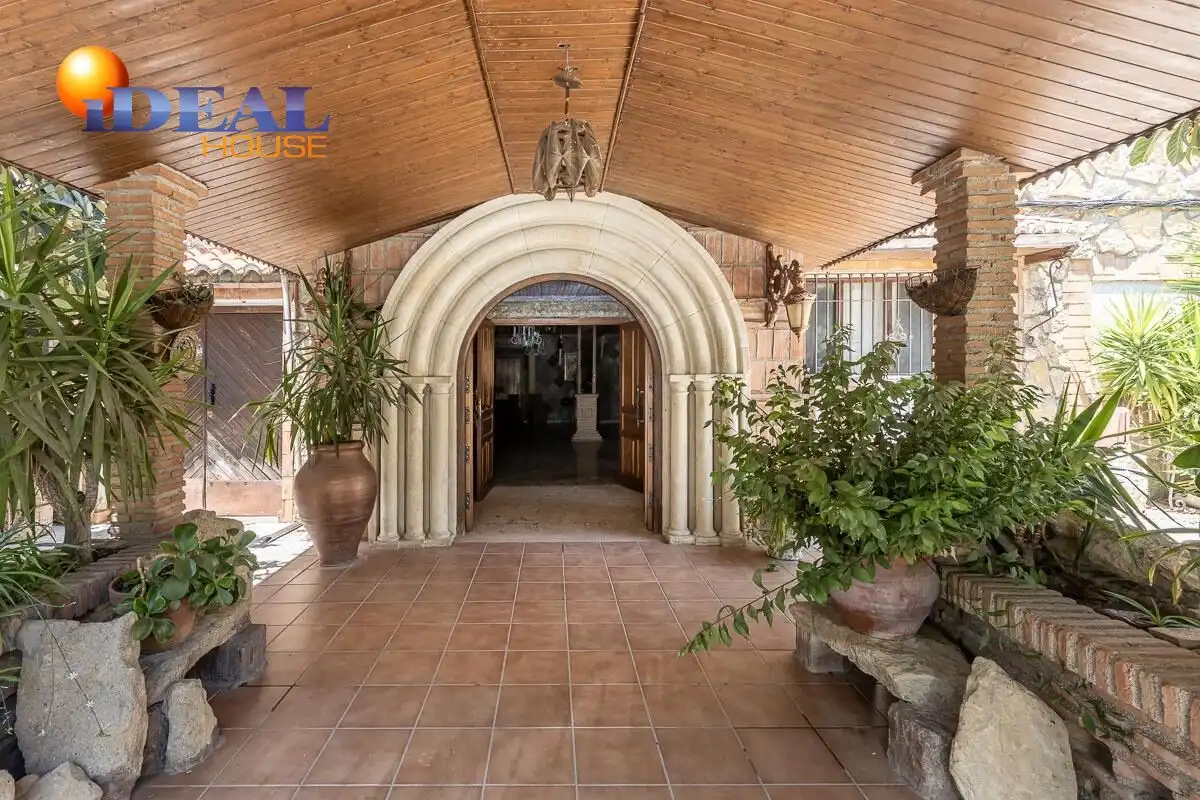 Local comercial en venda a Pinos Genil, imagen 11