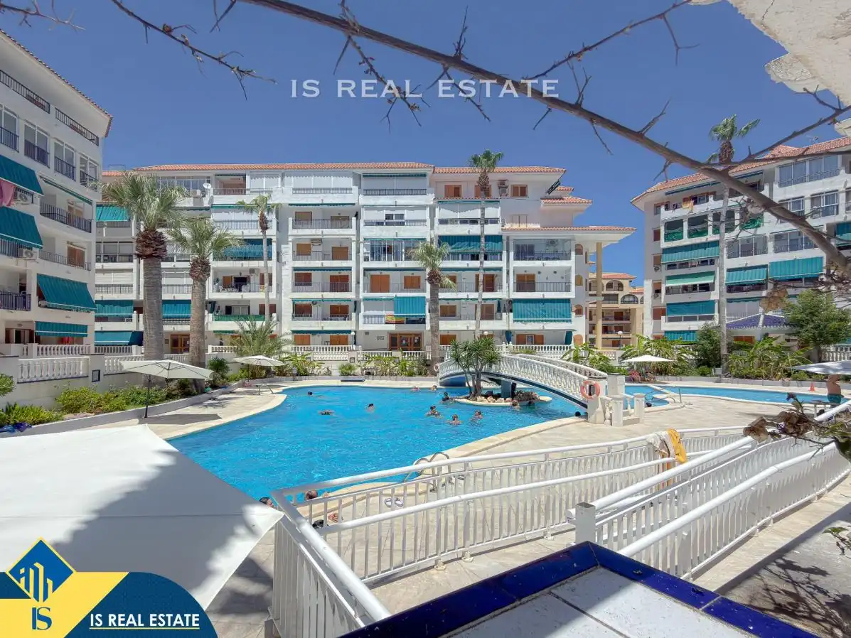 Vista exterior de Estudio en venta en Torrevieja con Aire acondicionado, Calefacción y Terraza