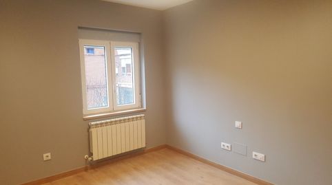 Foto 4 de Piso en venta en Calle Vives, 10, Cuatro de Marzo, Valladolid Capital