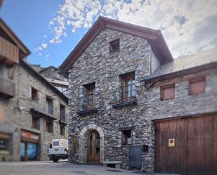 Vista exterior de Casa o xalet en venda en La Vall de Boí amb Calefacció