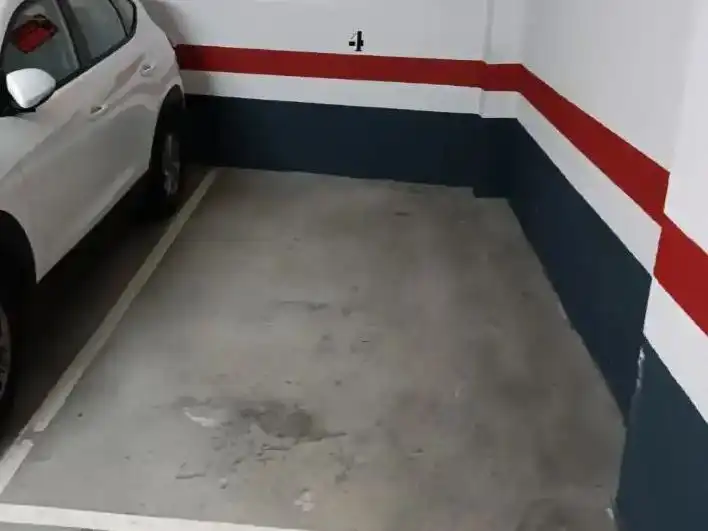 Aparcament de Garatge de lloguer en  Pamplona / Iruña