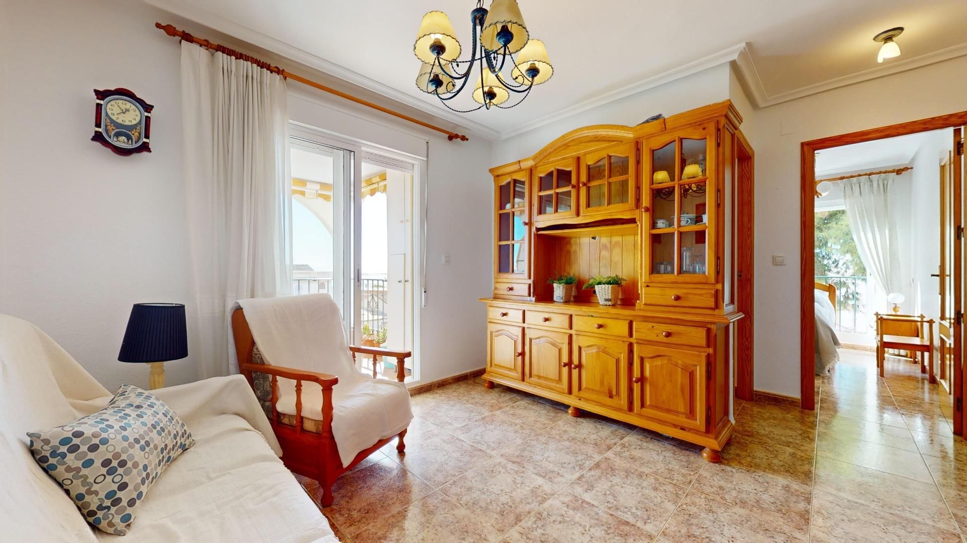 Sala d'estar de Pis en venda en San Pedro del Pinatar amb Aire condicionat, Terrassa i Moblat