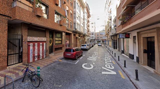Garaje en Alquiler en Carrer de Mossèn Jacint Verdaguer en Arrancapins