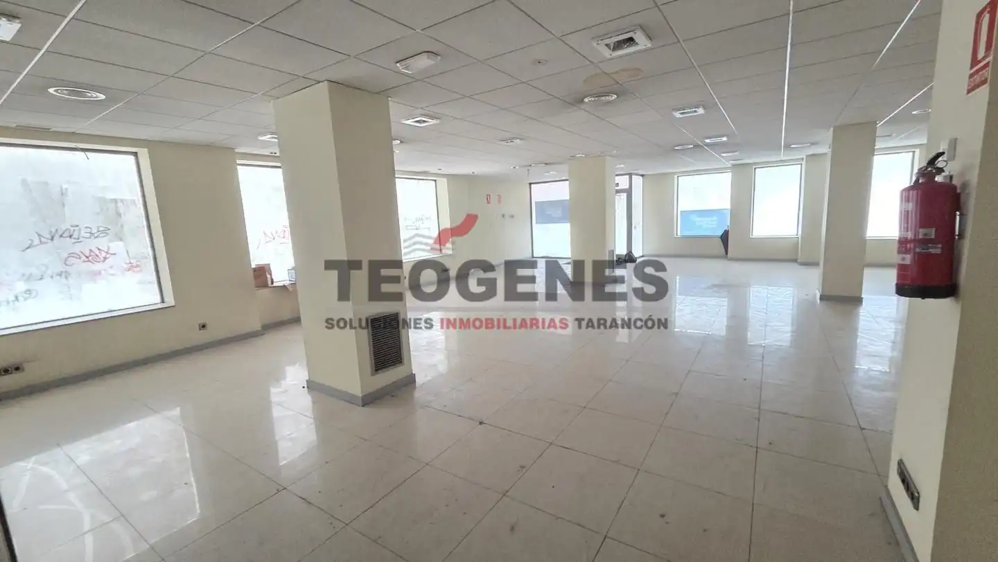 Local comercial en venda a San Julián, imagen 7