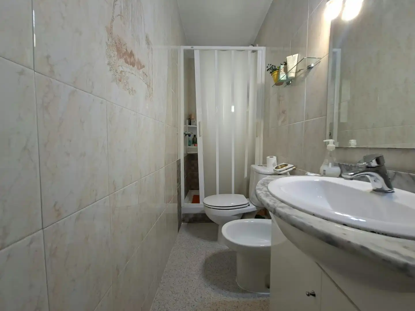 Piso con terraza en venta en Carrer de Granada, imagen 24