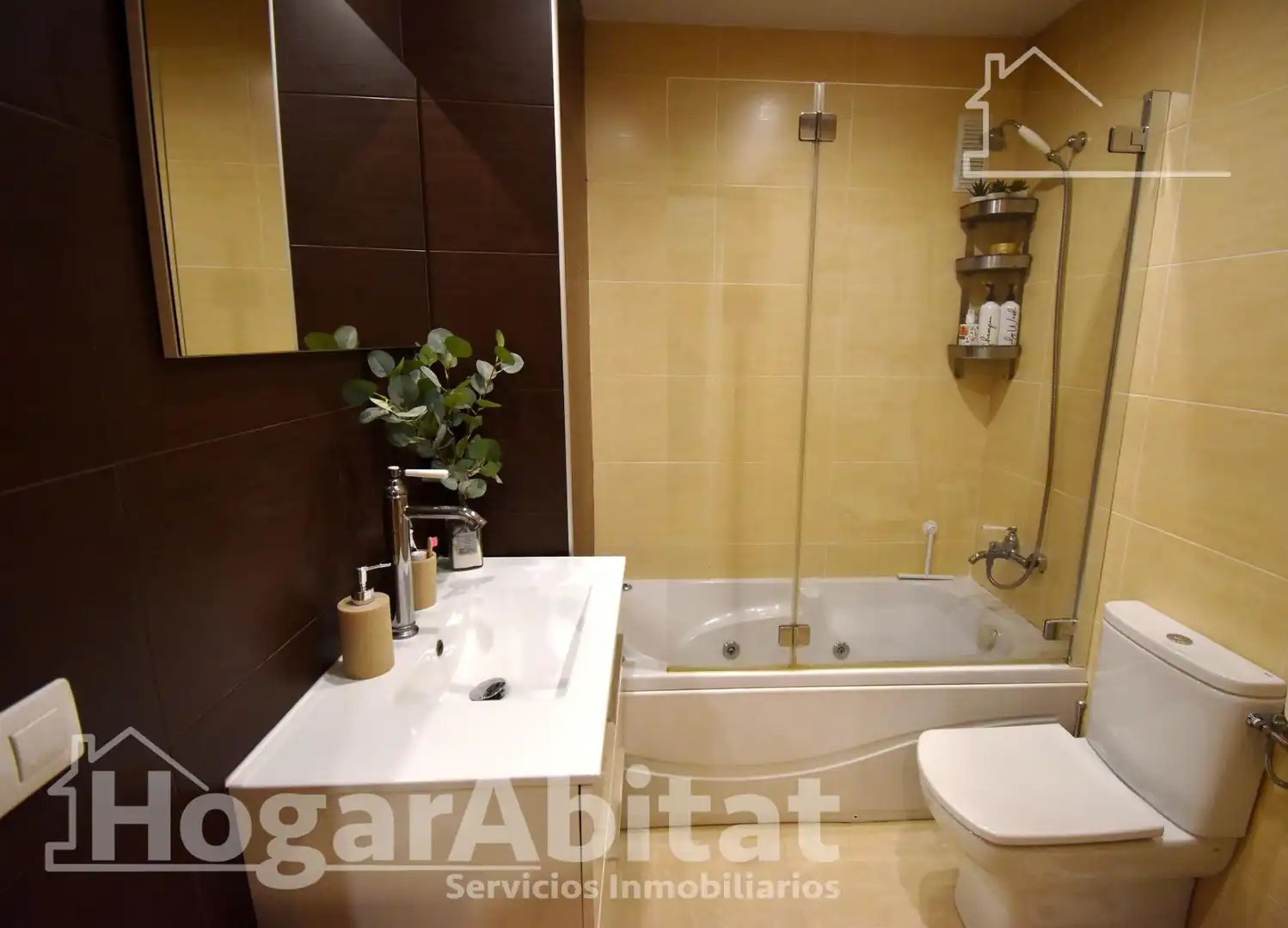 Badezimmer von Wohnung zum Verkauf in Burriana / Borriana mit Parkett, Möbliert und Balkon