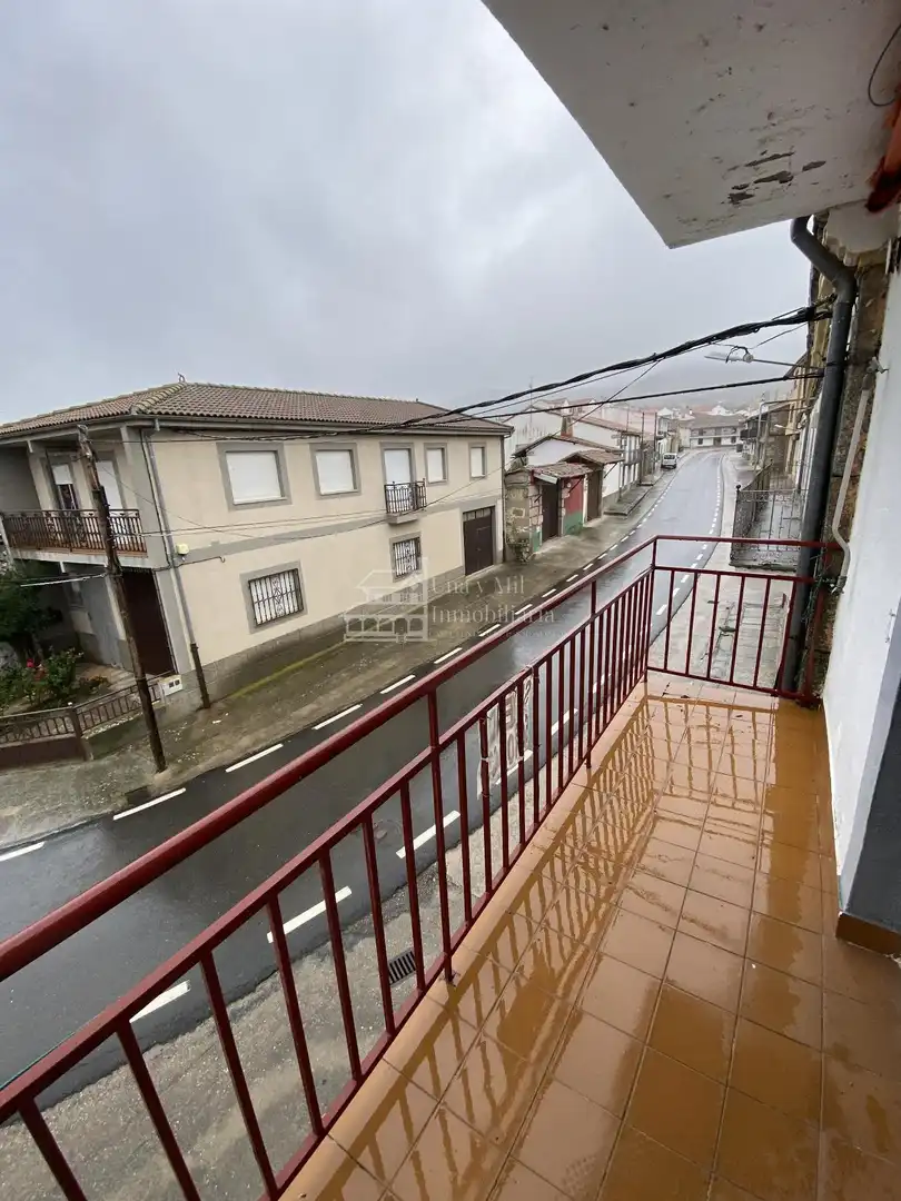 Vista exterior de Piso en venta en Santibáñez de Béjar con Terraza