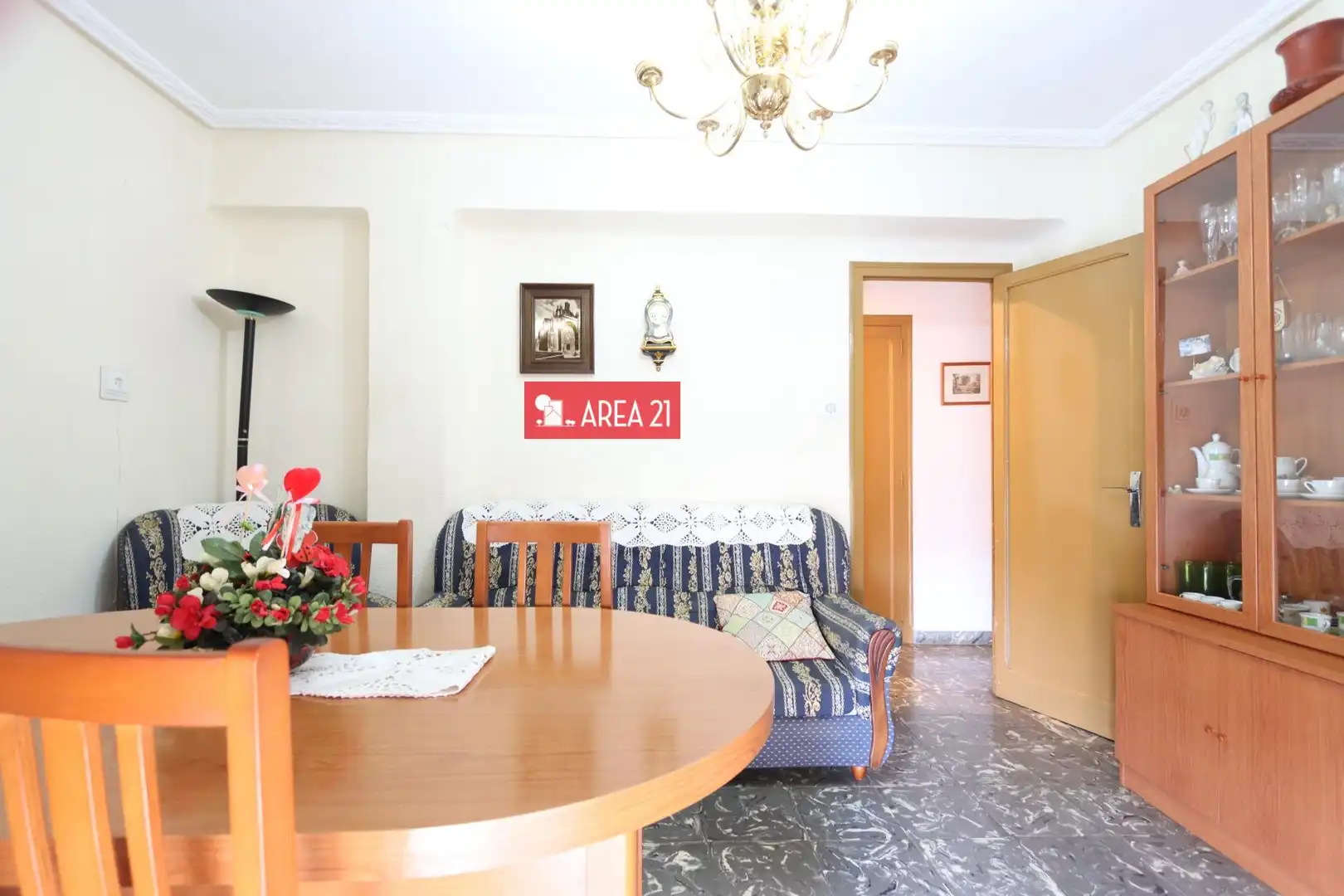 Piso en venta en La Pobla de Vallbona con Balcón