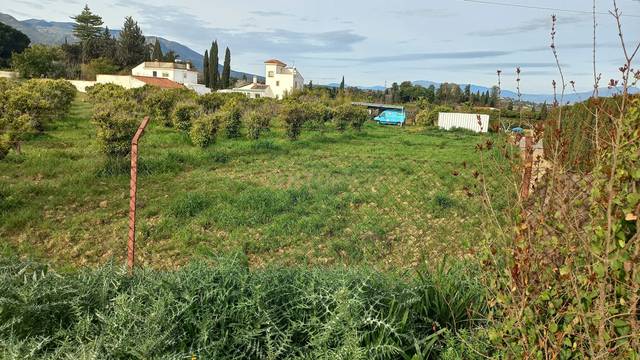 Terreno en Venta en Calle Tubelorda, Alhaurín de la Torre, Spain en Centro