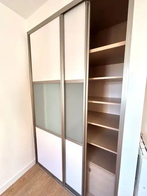 Bedroom of Flat for rent in Chamberí
