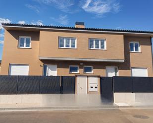 Vista exterior de Casa o xalet en venda en La Joyosa amb Terrassa