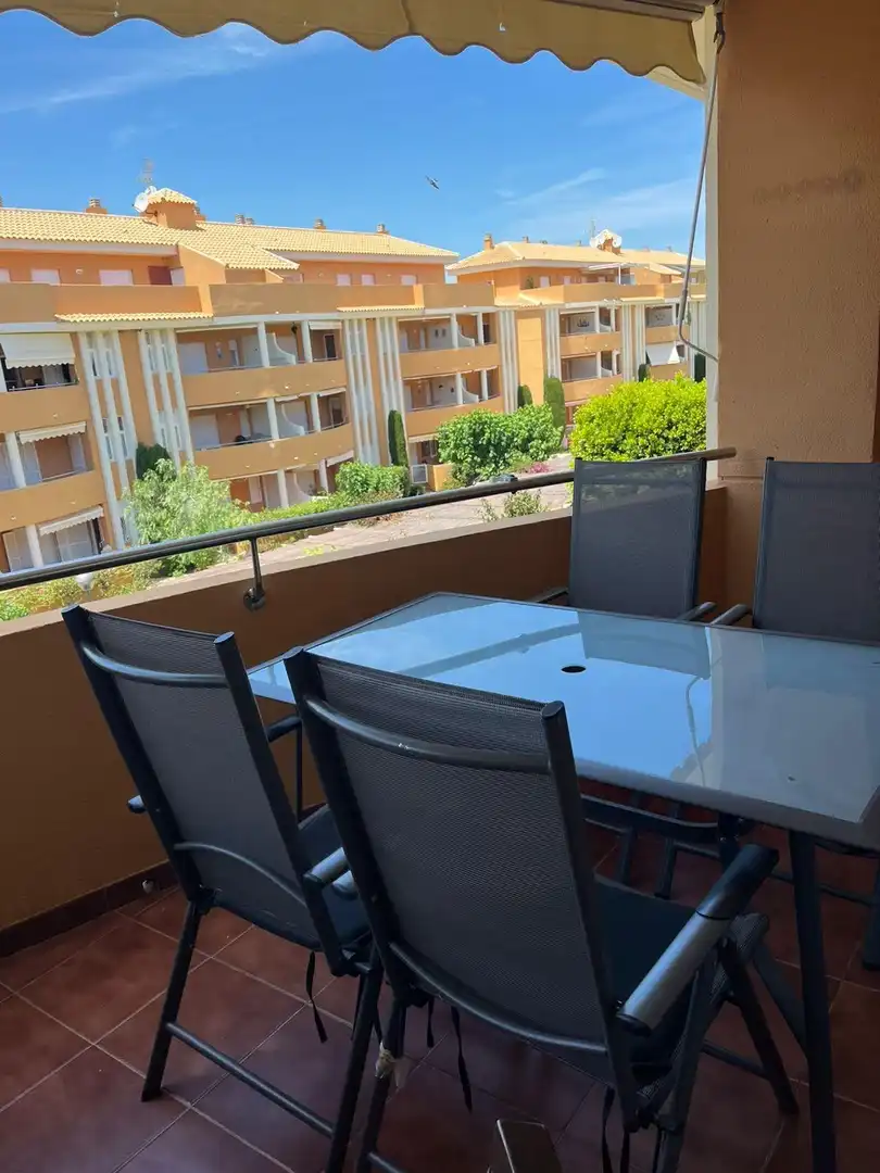 Apartamento con piscina en venta en Las Marinas / Les Marines