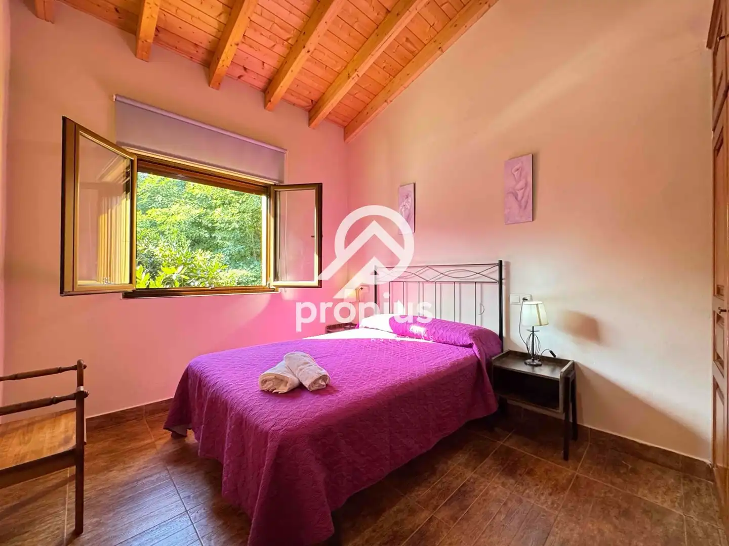 Bedroom of Houses for sale in Llanes  with Heating, Private garden and Parquet flooring