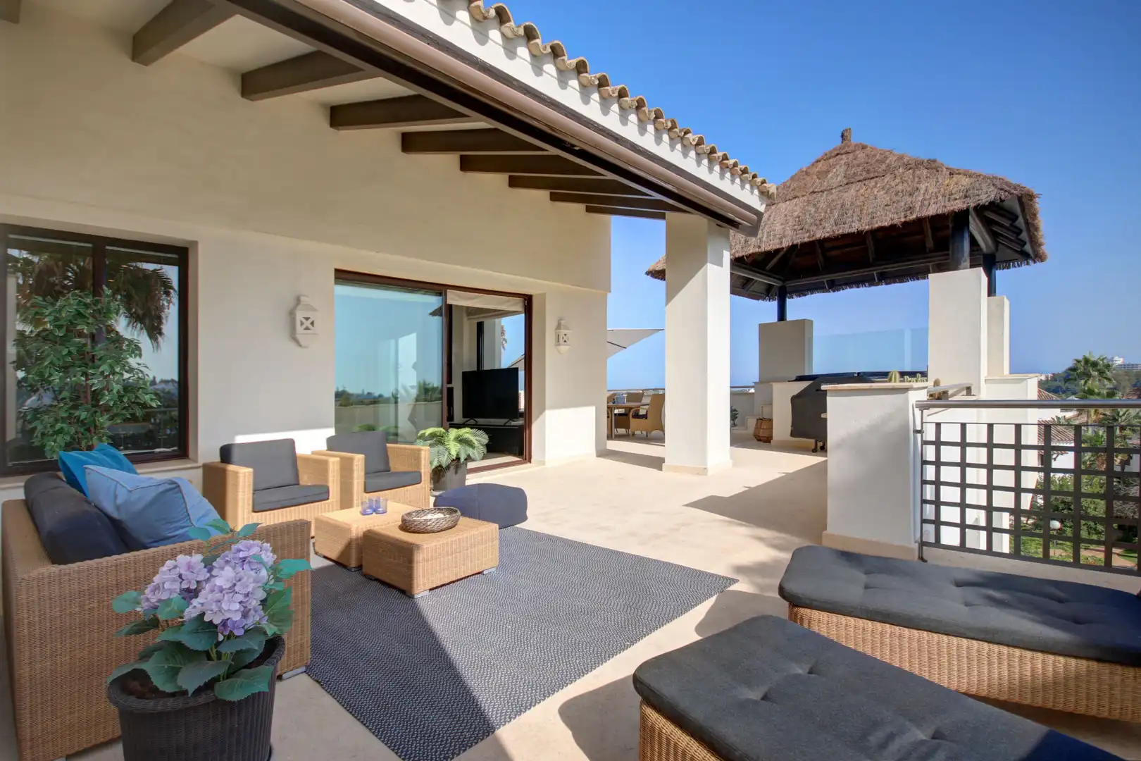 Apartament amb piscina en venda a Marbella Centro