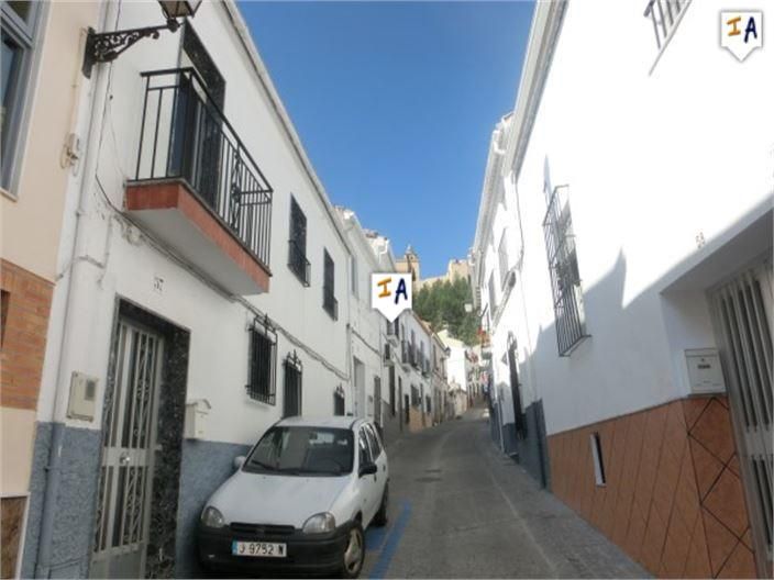 Single-family semi-detached for sale in Alcalá la Real