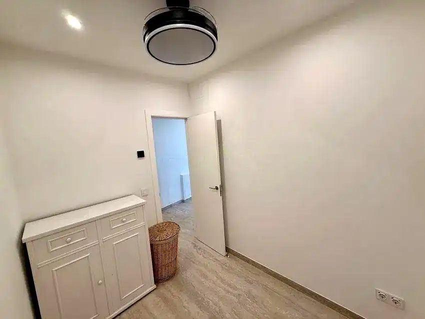 Flat for rent in Madrid  with Air Conditioner, Heating and Terrace