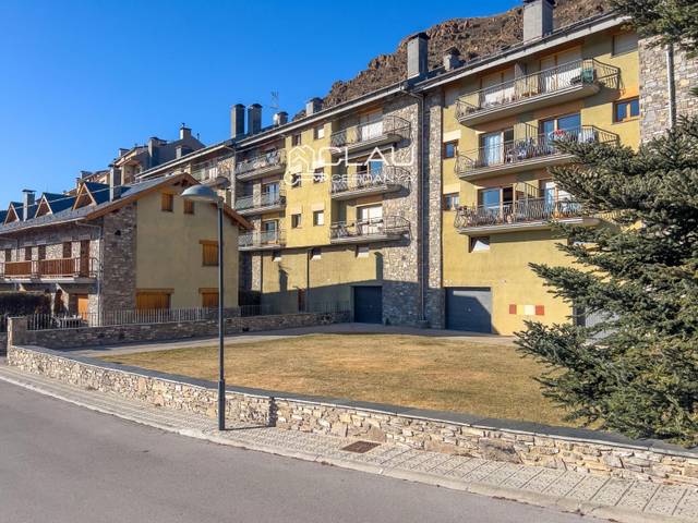 Piso en Alquiler en Estavar, 34 en Llívia