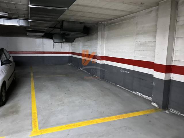 Garaje en Alquiler en Rua Coto, 1 en Concheiros - Fontiñas