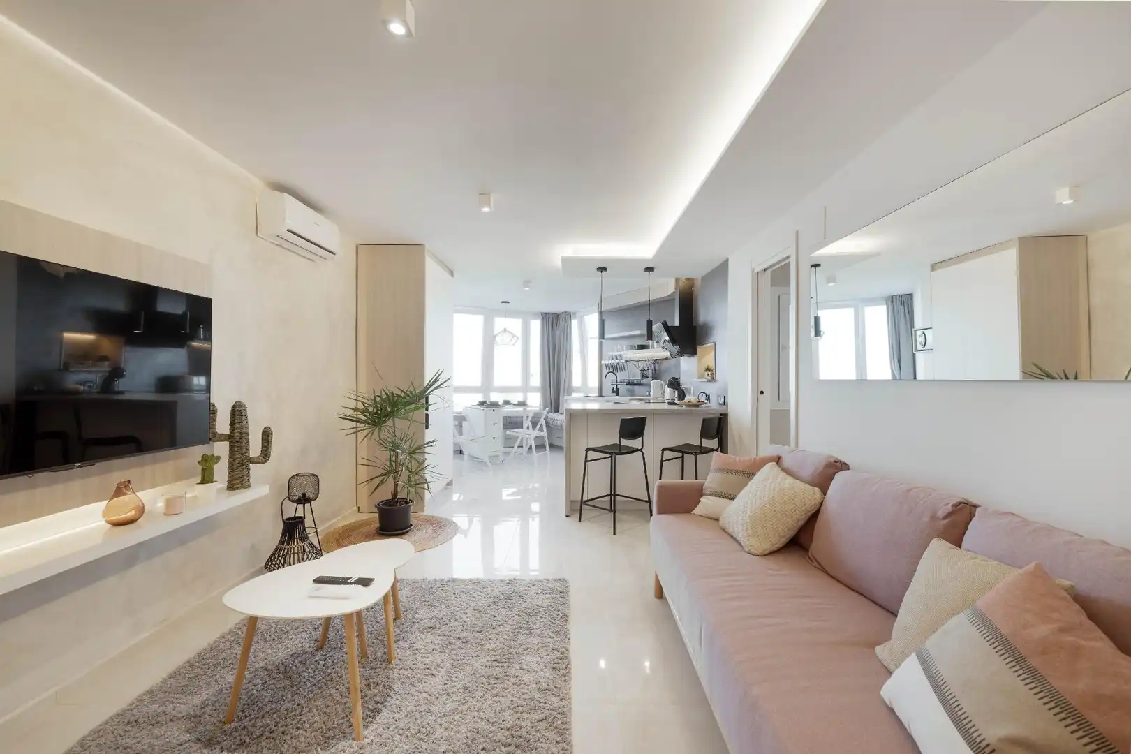 Wohnzimmer von Wohnung zum Verkauf in Mijas mit Privatgarten und Gemeinschaftspool