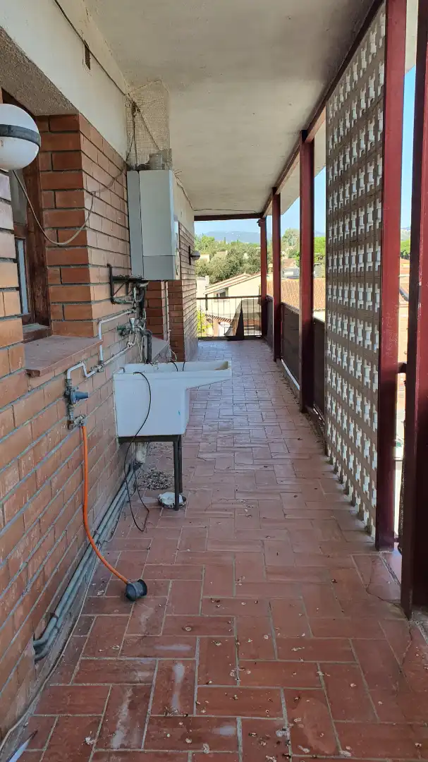 Terraza de Piso en venta en Santa Eulàlia de Ronçana con Balcón y Alarma