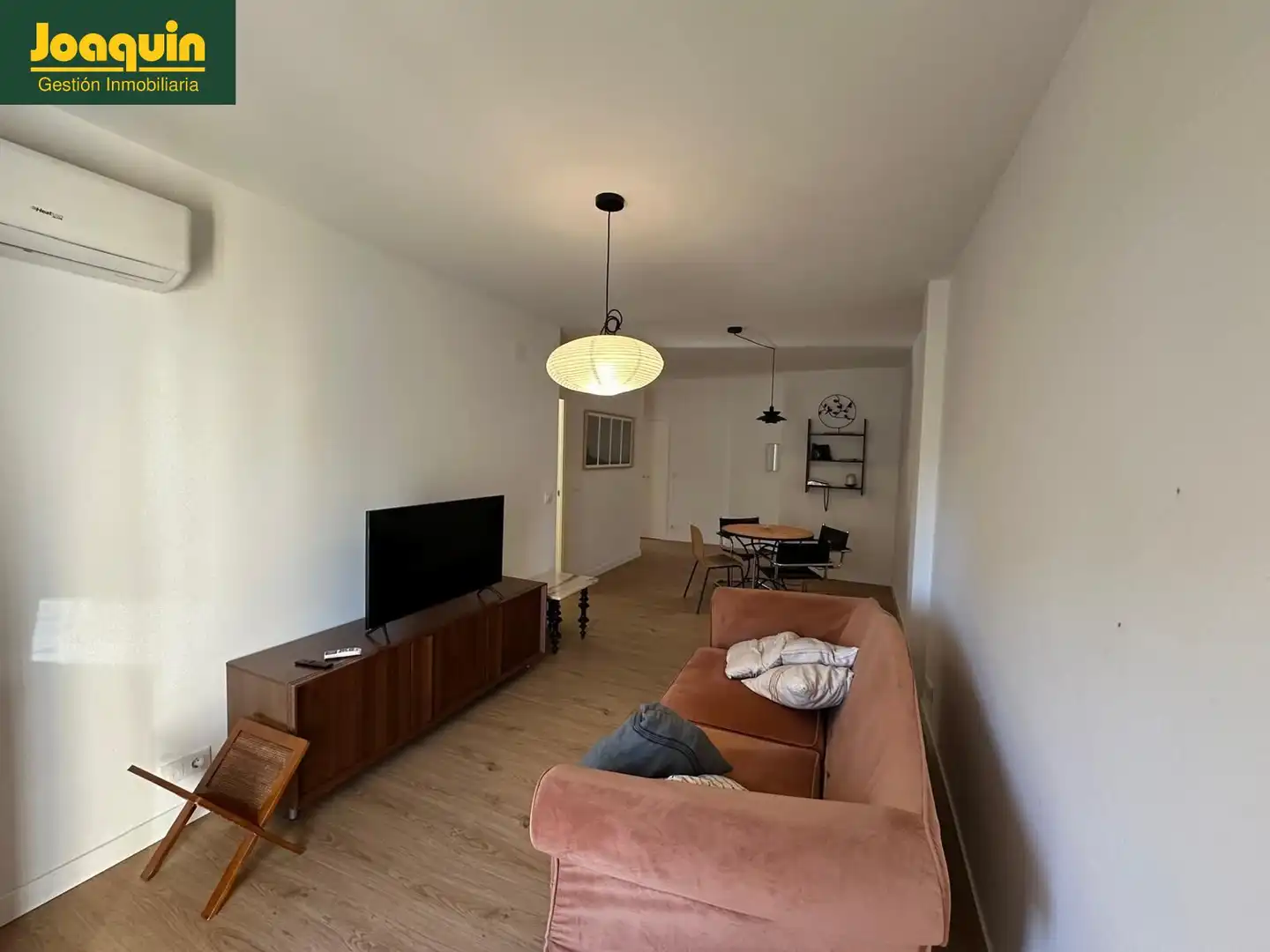 Appartamento con balcone in affitto a Centro, imagen 2