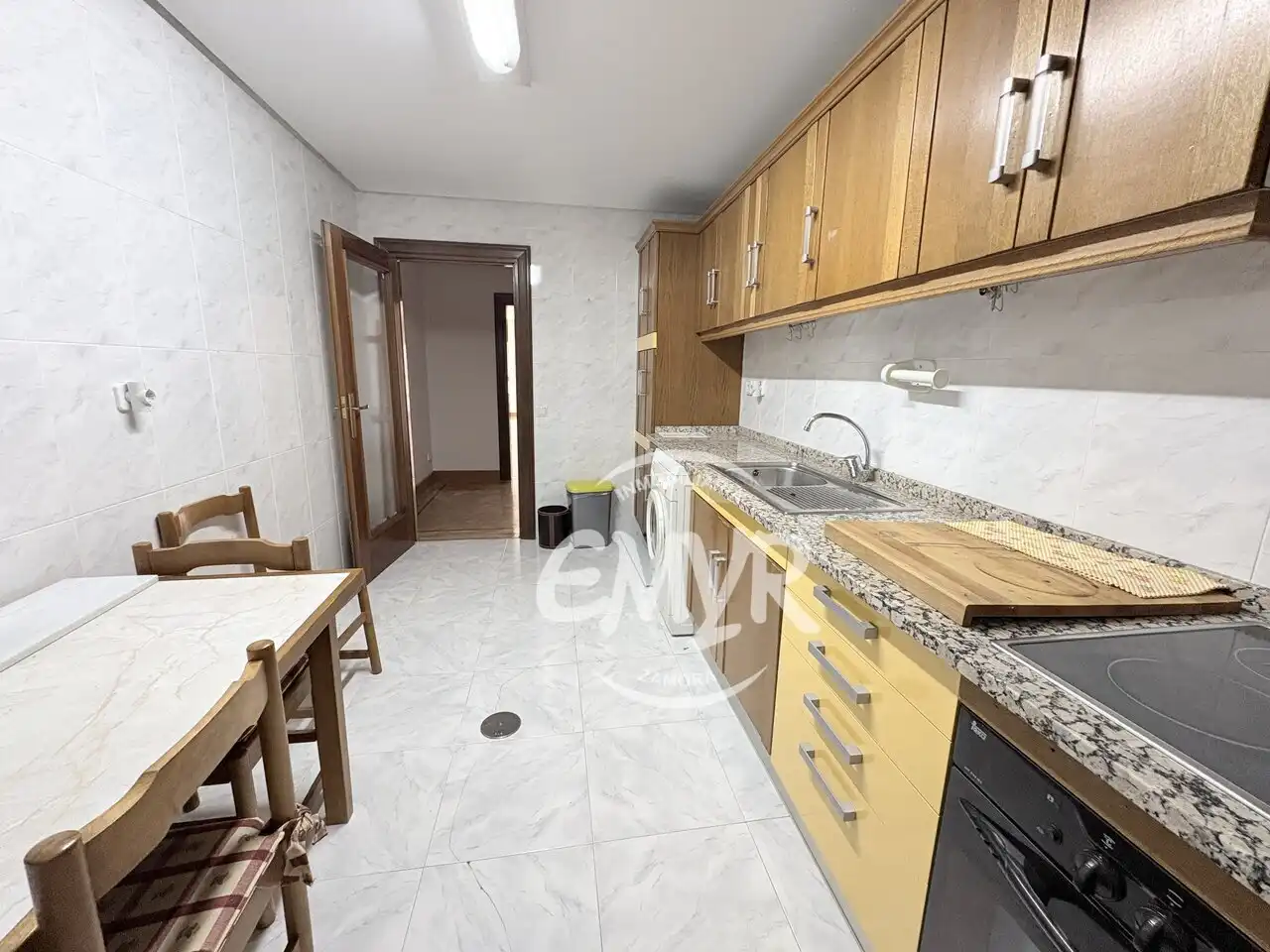 Küche von Wohnung zum Verkauf in Zamora Capital  mit Heizung, Parkett und Abstellraum