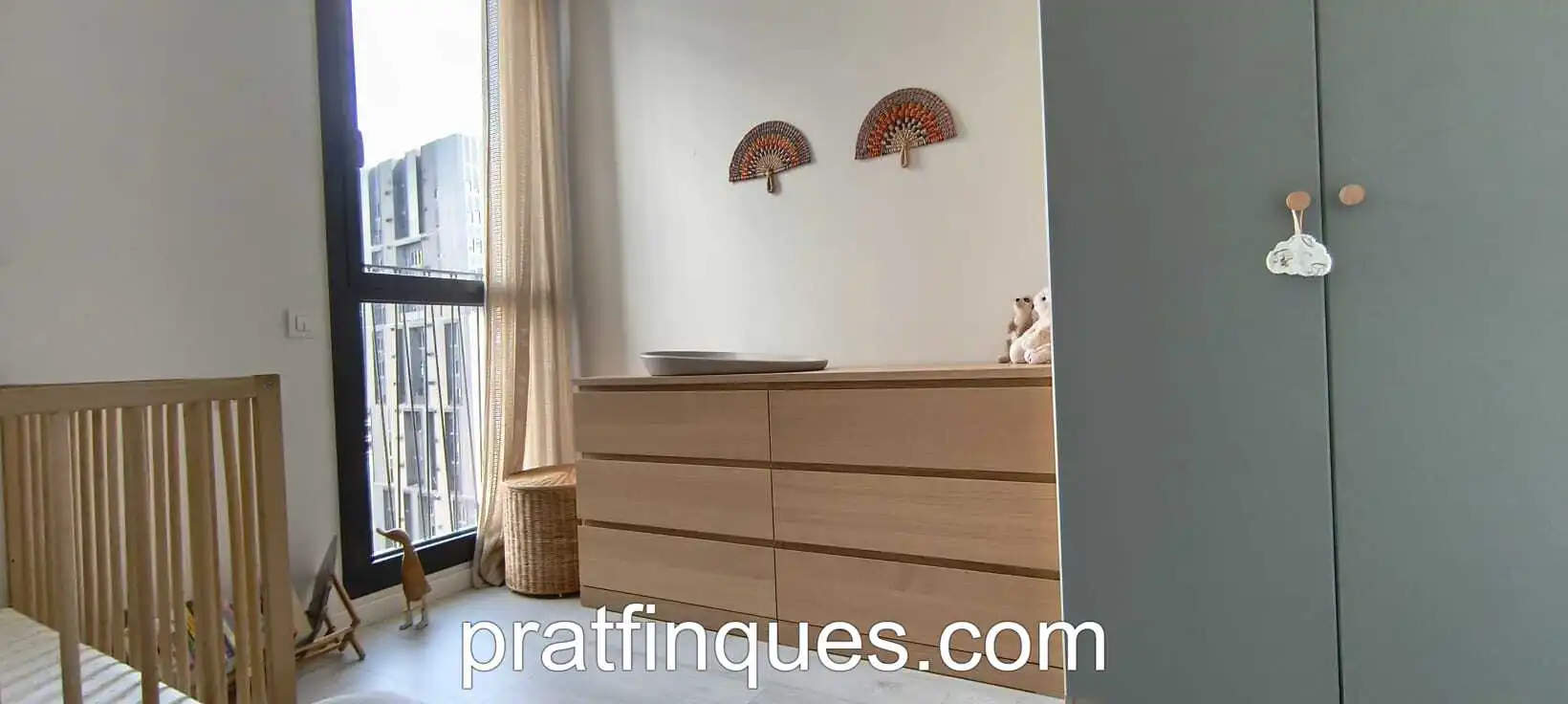 Schlafzimmer von Wohnung zum Verkauf in L'Hospitalet de Llobregat mit Klimaanlage, Heizung und Parkett
