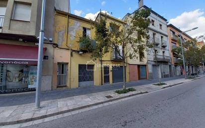 Vista exterior de Casa adosada en venda en Salt amb Terrassa